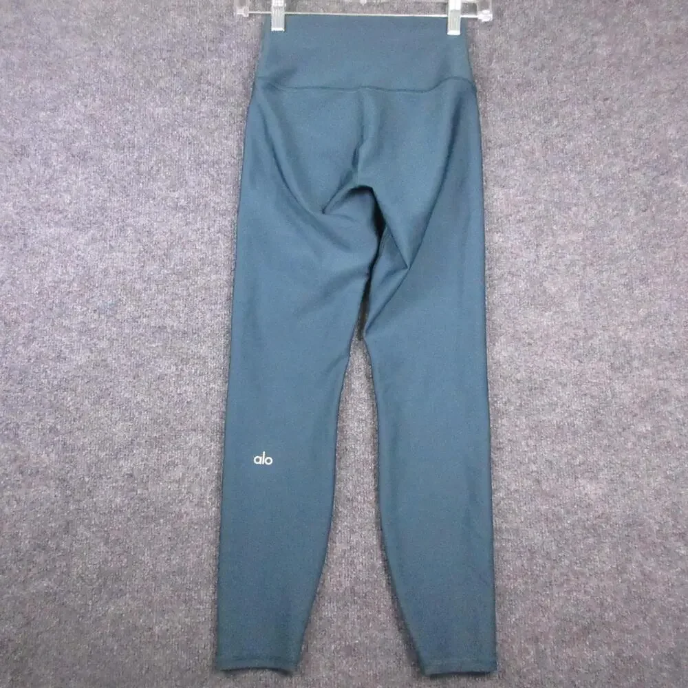 Alo Yoga brand alo